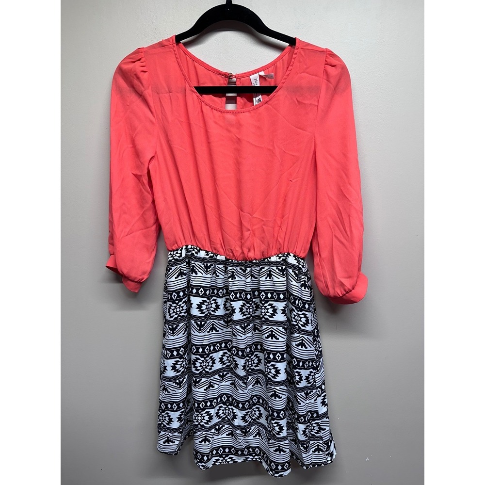 Pink Owl Apparel Coral Coral‎ Pink Black White Aztec Print Dress Size Small